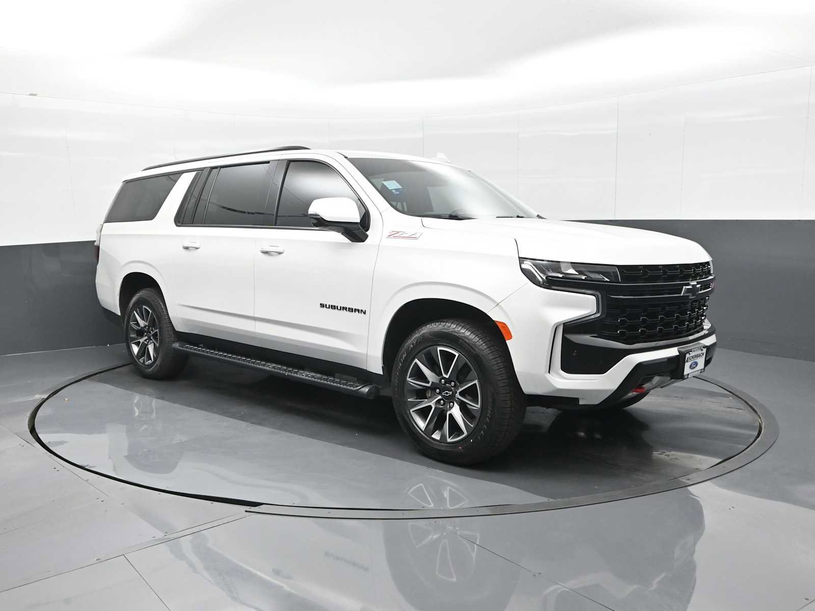 Used 2023 Chevrolet Suburban Z71 w/ Luxury Package