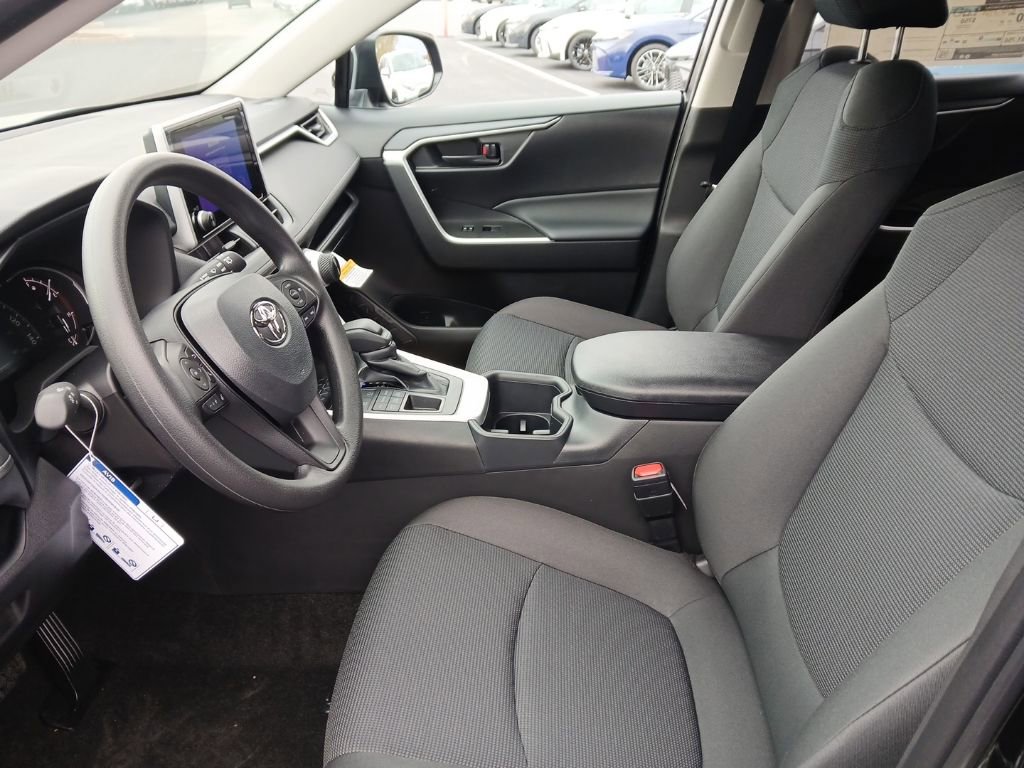 New 2025 Toyota RAV4 LE image 6