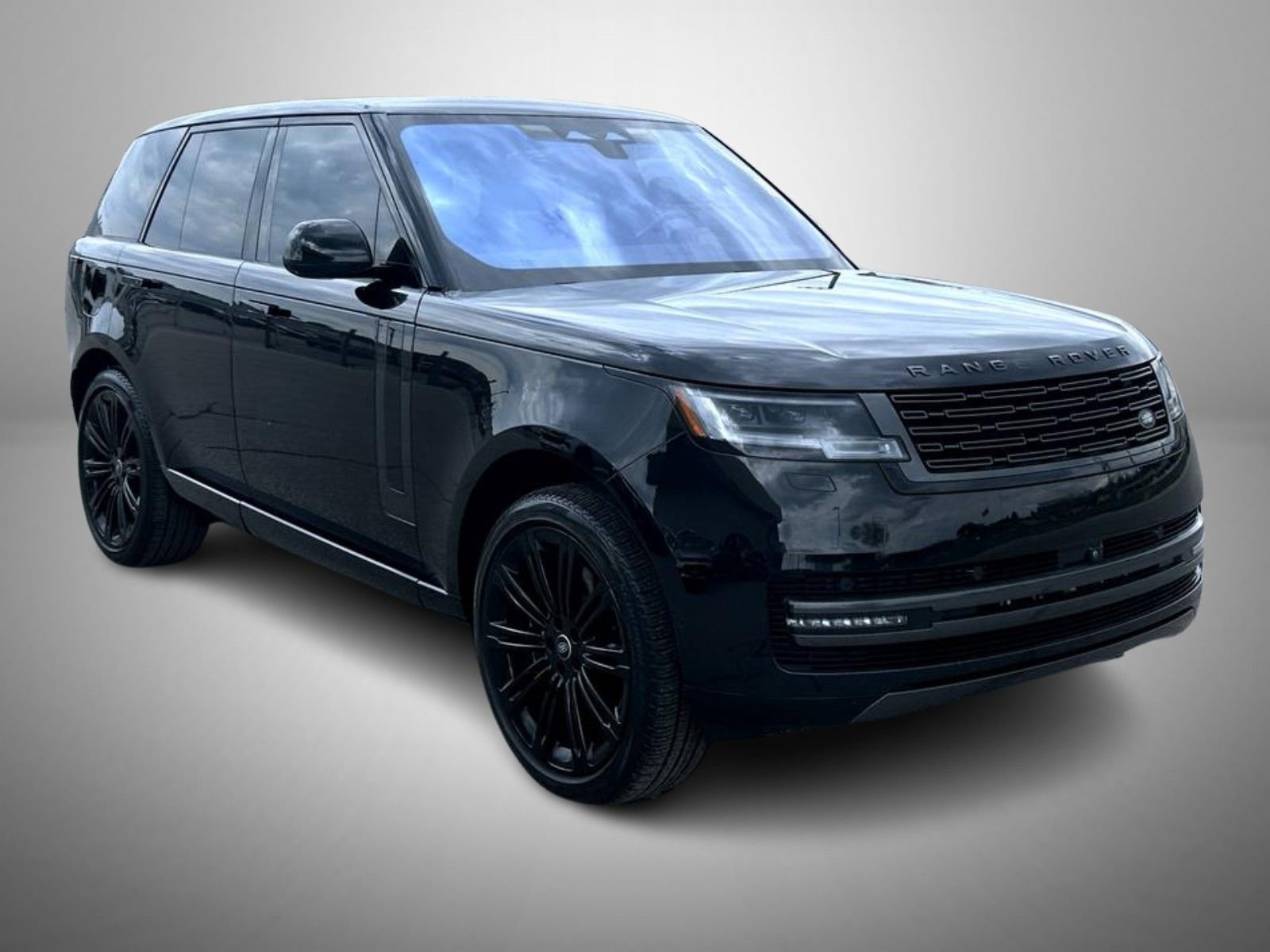 Used 2023 Land Rover Range Rover SE AWD/4WD image 3