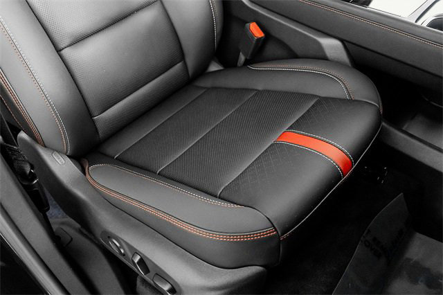 Used 2026 Chevrolet Traverse RS image 44