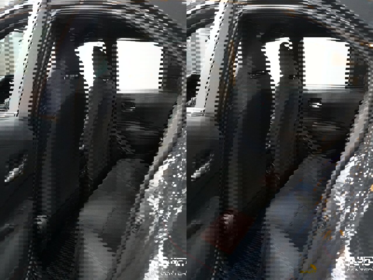 Used 2024 Toyota Corolla SE image 23