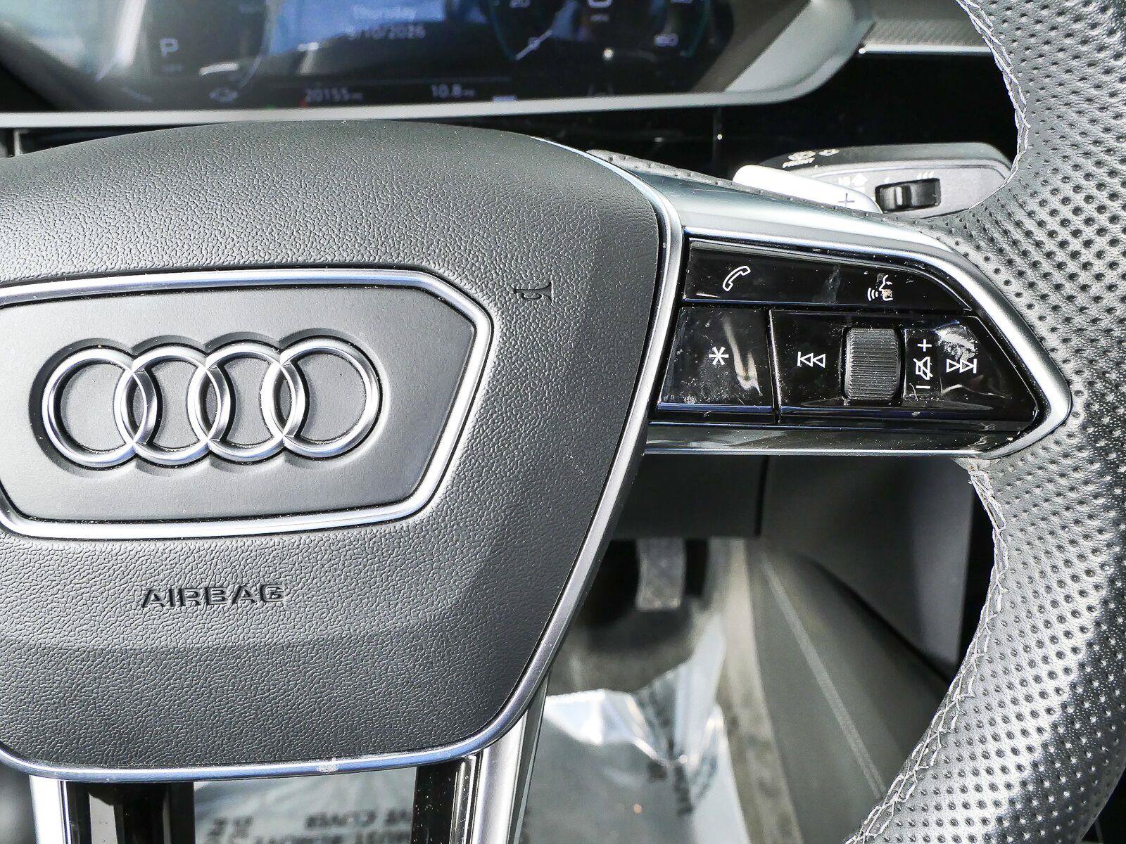 Used 2023 Audi e-tron S Prestige w/ Prestige Package AWD/4WD image 15