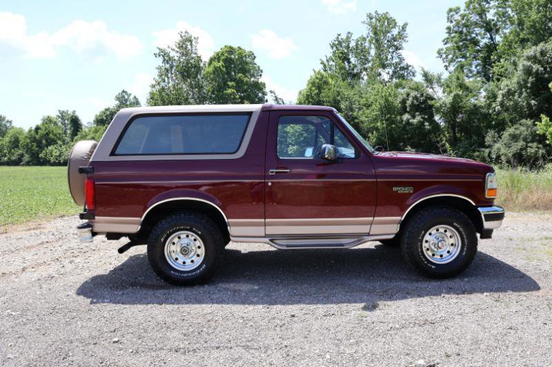 Used 1996 Ford Bronco Eddie Bauer AWD/4WD image 4