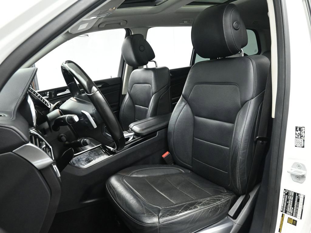 Used 2018 Mercedes-Benz GLS 550 4MATIC w/ Driver Assistance Package image 12