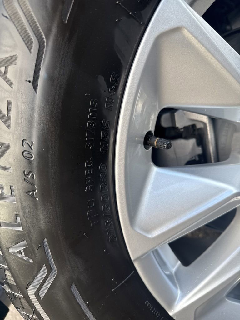 Used 2026 Chevrolet Silverado 1500 Custom image 32