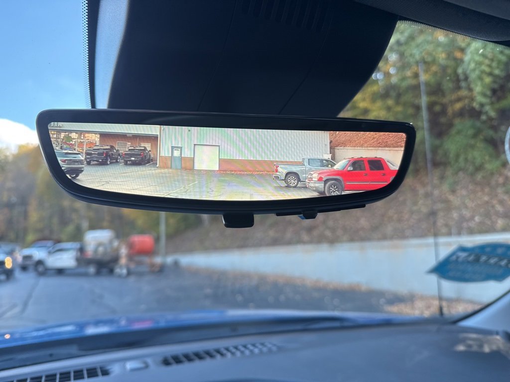 Certified 2023 Chevrolet Silverado 1500 LTZ w/ Technology Package image 27