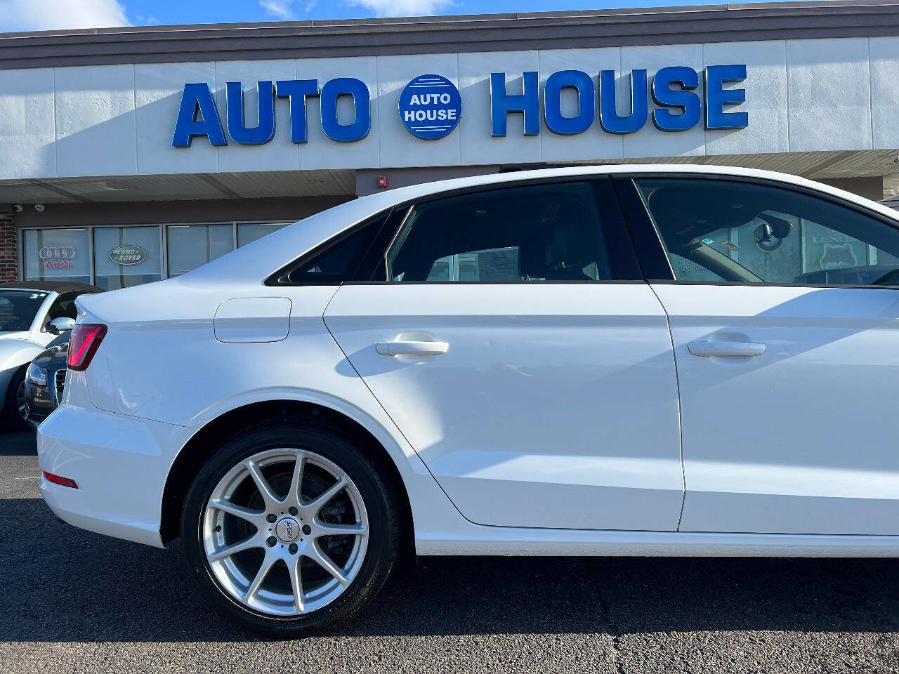 Used 2016 Audi A3 2.0T Premium w/ Audi MMI Navigation Plus AWD/4WD image 39