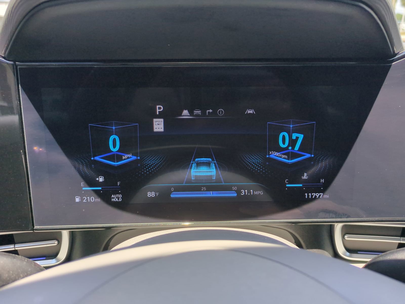 Certified 2025 Hyundai Elantra SEL FWD image 35
