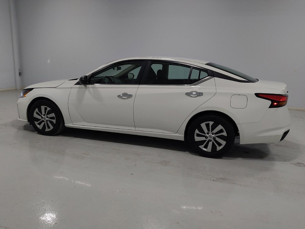 Used 2024 Nissan Altima 2.5 S image 3