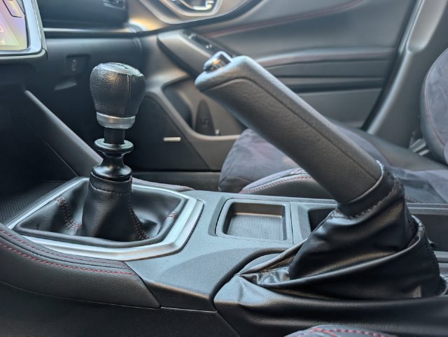 Used 2022 Subaru WRX Limited AWD/4WD image 18