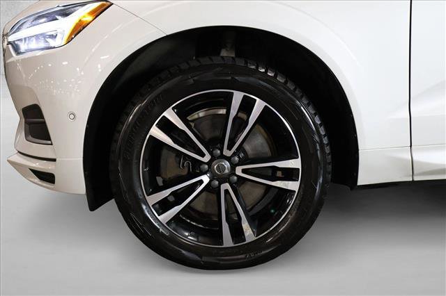 Used 2019 Volvo XC60 T6 Momentum w/ Multimedia Package AWD/4WD image 29