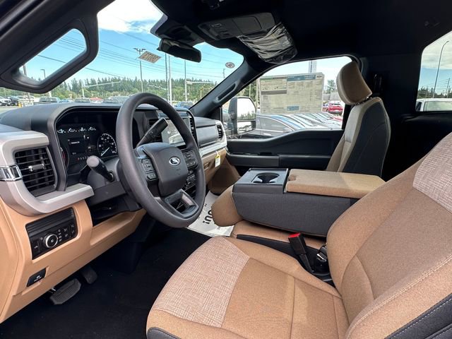 New 2025 Ford F250 XLT w/ F-250 >10K GVWR Package image 9