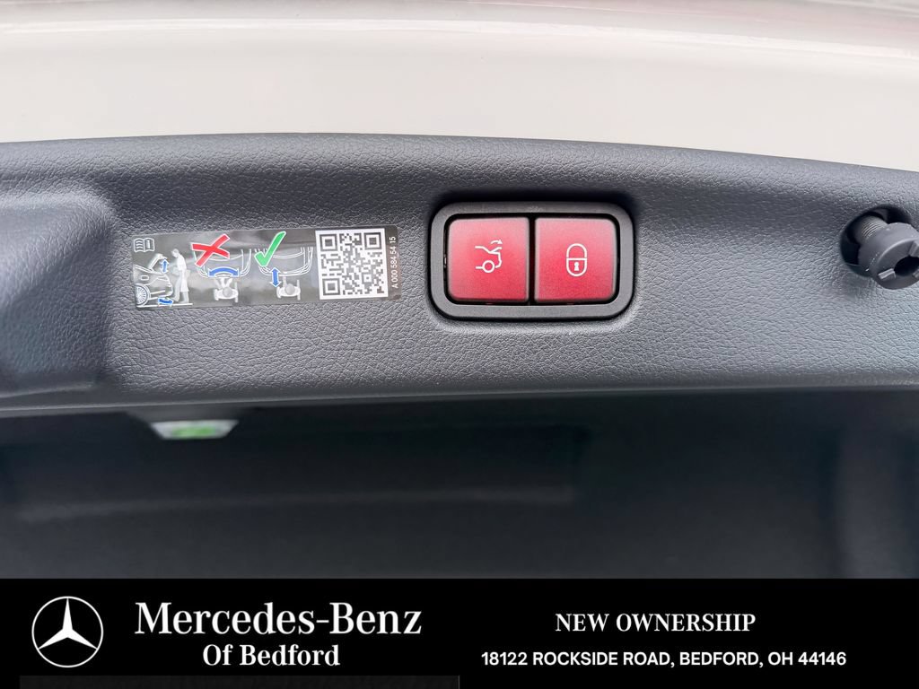 New 2026 Mercedes-Benz C 300 4MATIC Sedan image 21