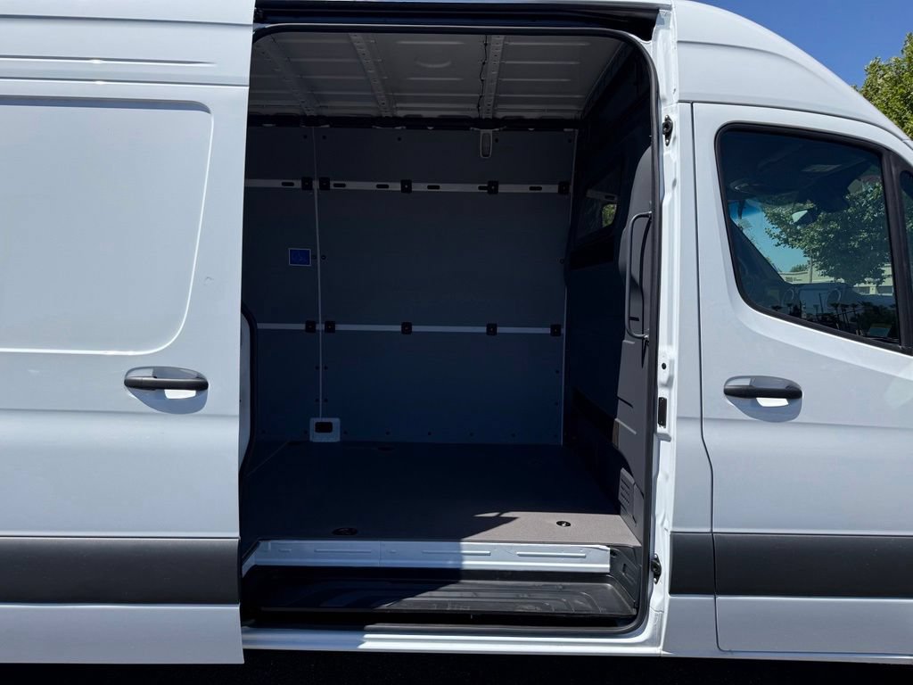 New 2026 Mercedes-Benz Sprinter 3500 image 21