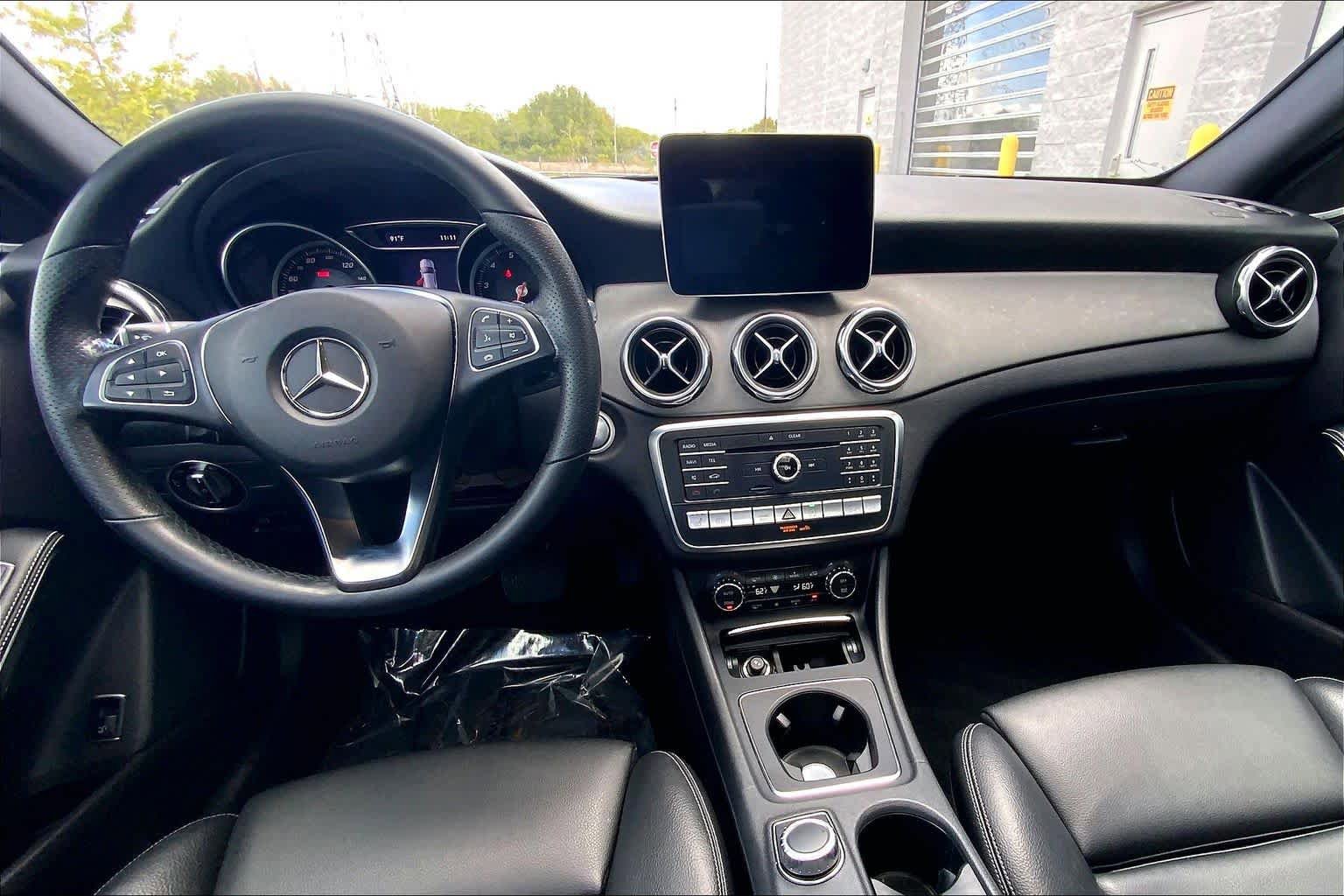 Used 2019 Mercedes-Benz GLA 250 4MATIC image 14