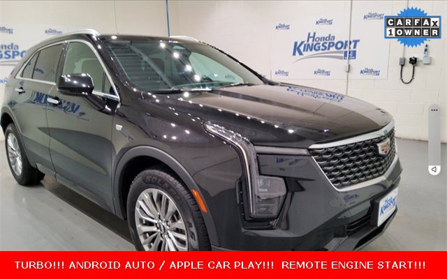 Used 2024 Cadillac XT4 Premium Luxury image 2