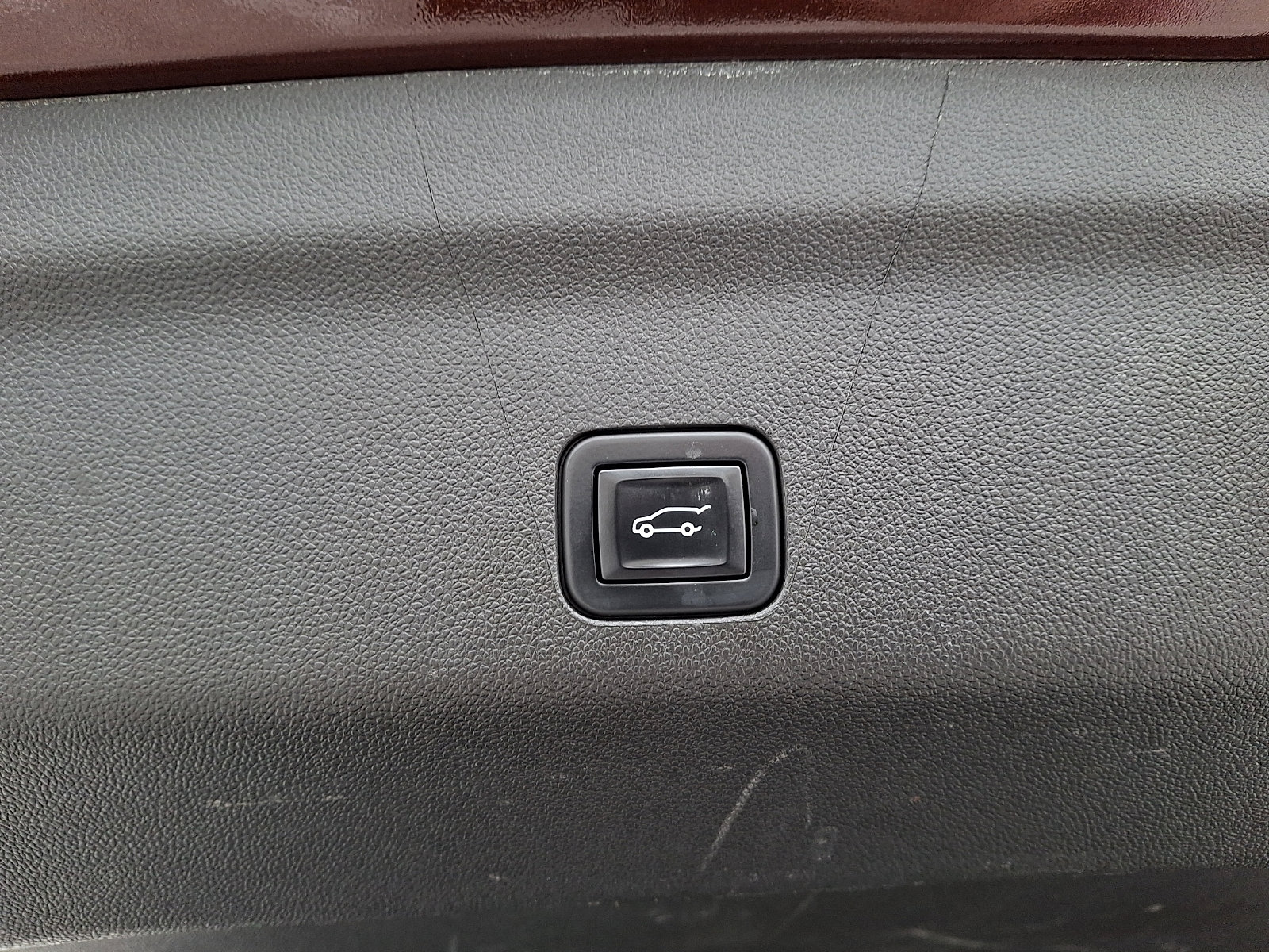 Certified 2022 Chevrolet Tahoe Z71 w/ Luxury Package image 32