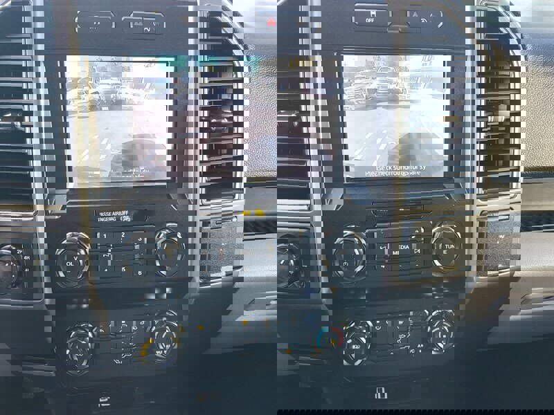 Used 2020 Ford F150 XLT image 17