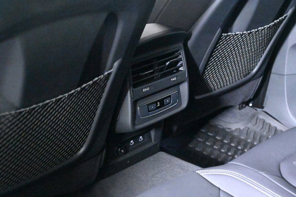 Used 2023 Audi Q8 Premium w/ Convenience Package image 18