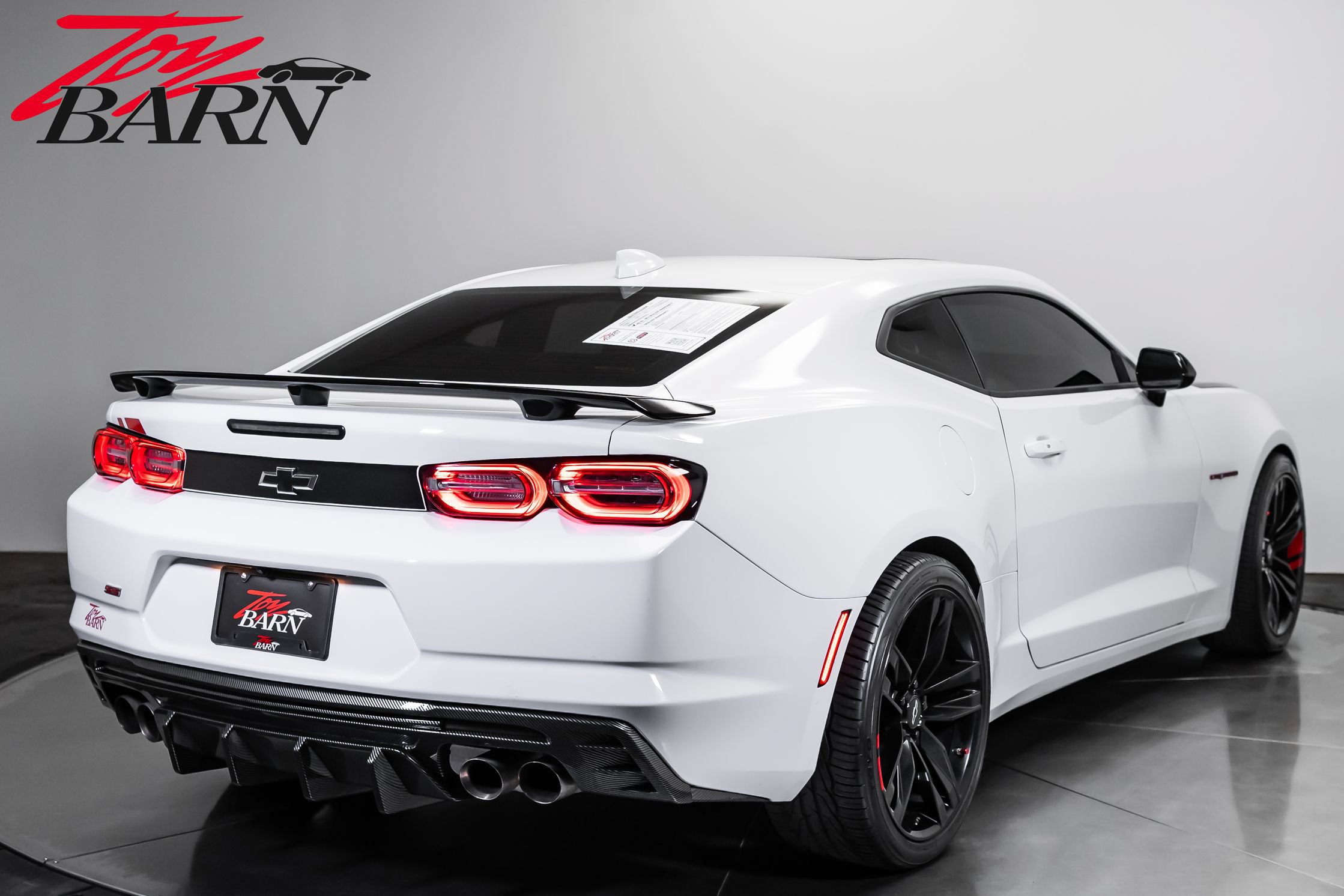 Used 2021 Chevrolet Camaro SS w/ Redline Edition RWD image 5
