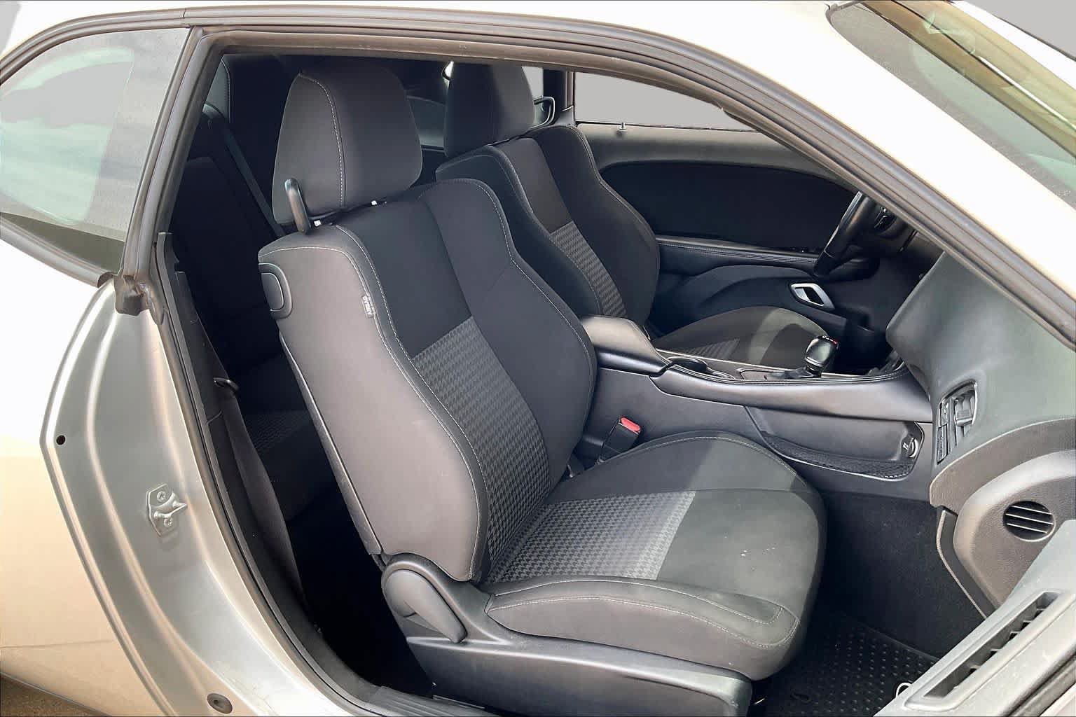 Used 2021 Dodge Challenger R/T RWD image 10