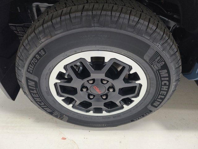 New 2026 Toyota 4Runner TRD Off-Road Premium AWD/4WD image 11