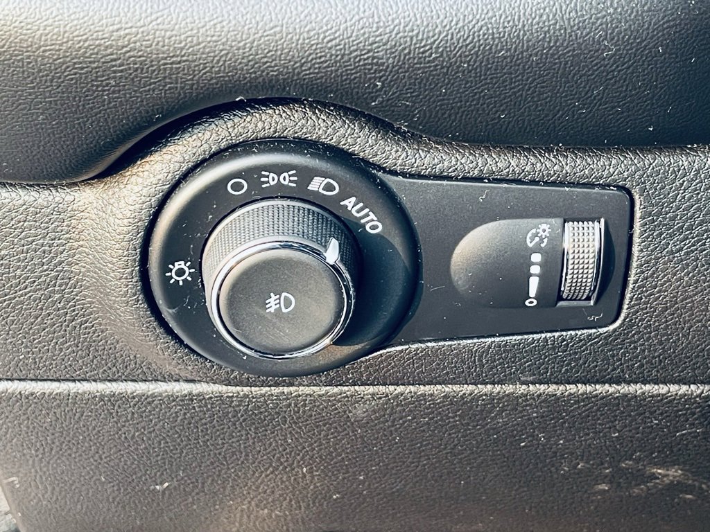 Used 2021 Dodge Durango GT image 15