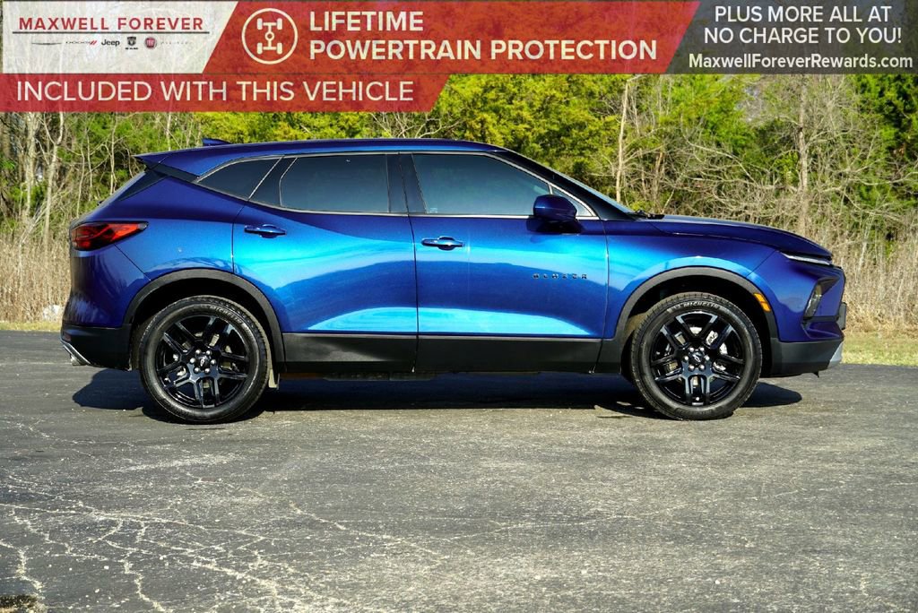 Used 2023 Chevrolet Blazer LT w/ LPO, Black Grille Bar Package image 5