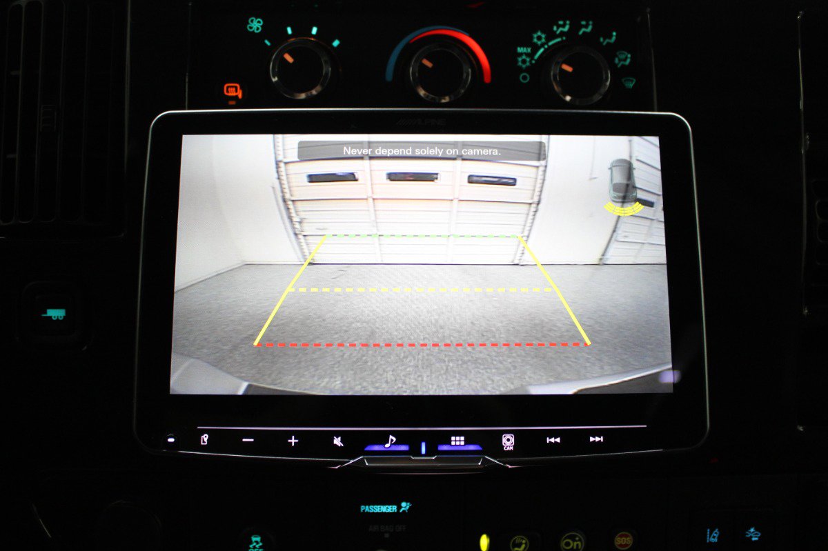 Used 2025 Chevrolet Express 2500 Extended w/ Driver Convenience Package image 21