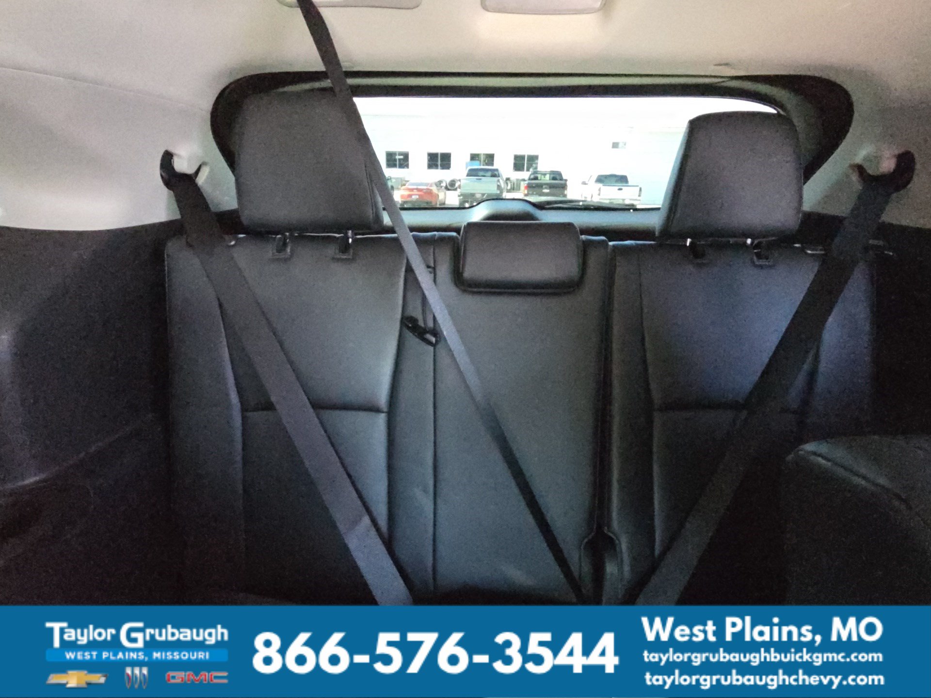 Used 2023 Toyota Highlander XLE AWD/4WD image 32