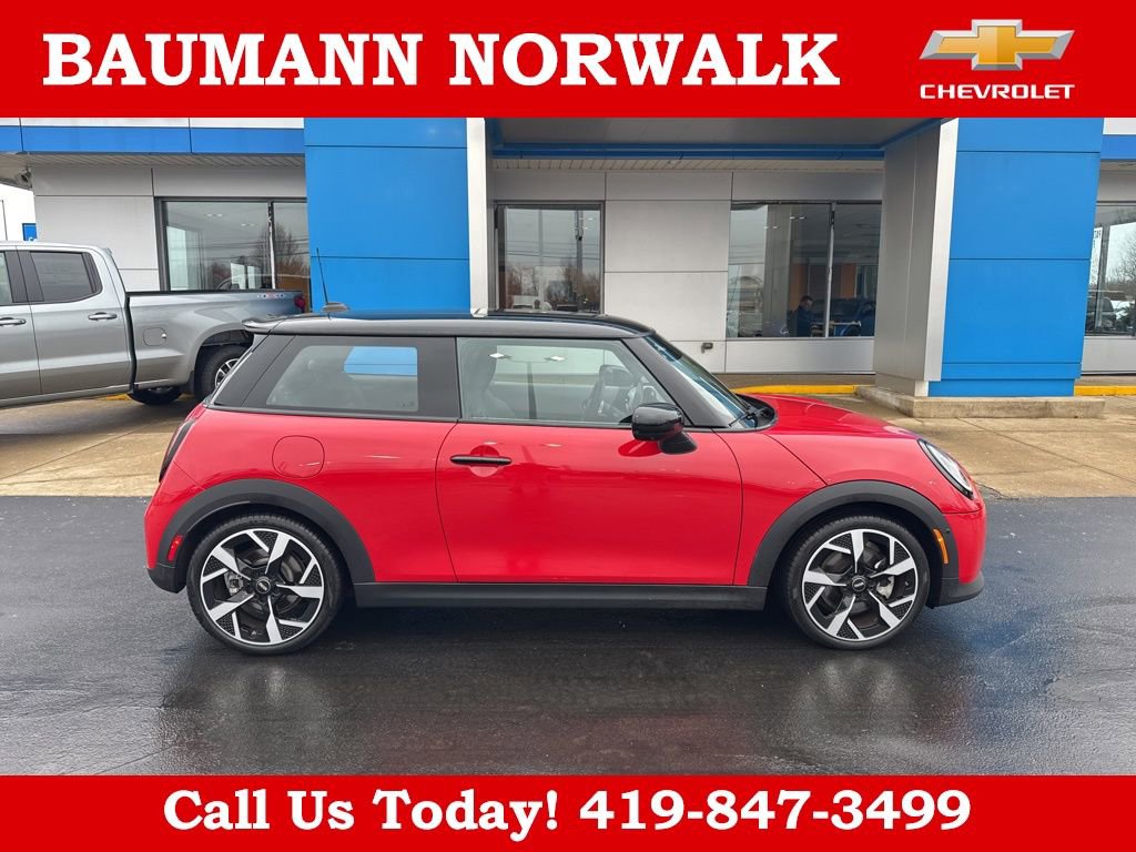 Used 2025 MINI Cooper S image 34