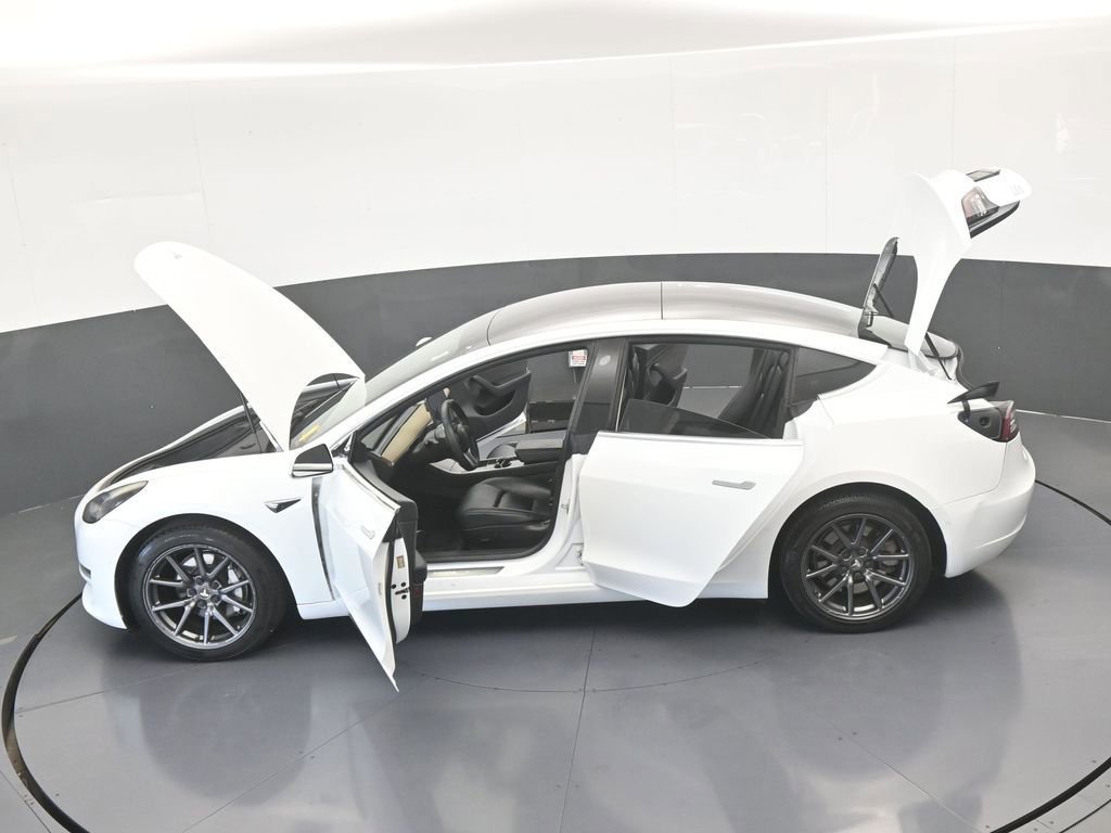Used 2019 Tesla Model 3 Standard Range Plus image 63