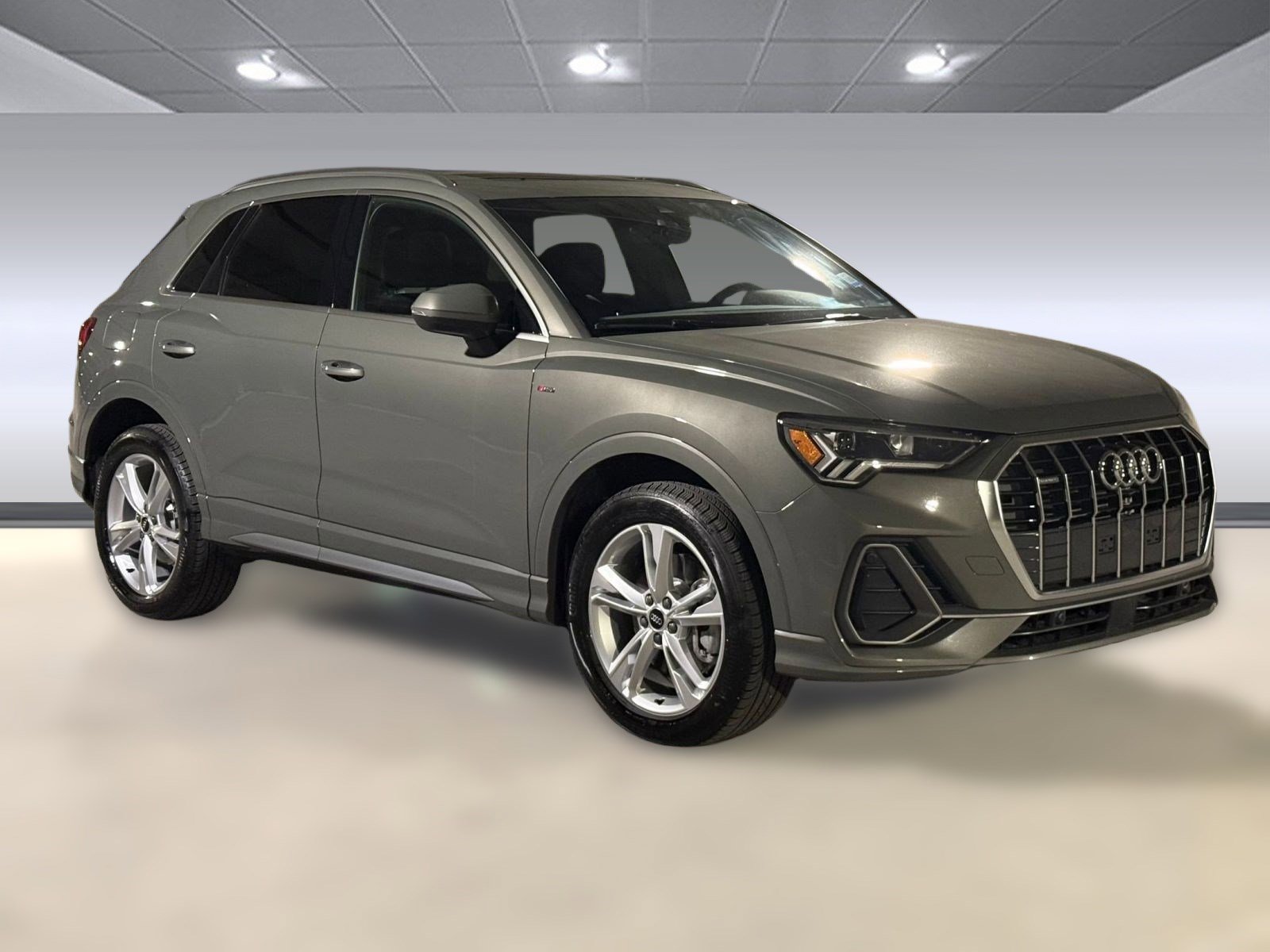 Certified 2024 Audi Q3 2.0T Premium w/ Convenience Package image 7