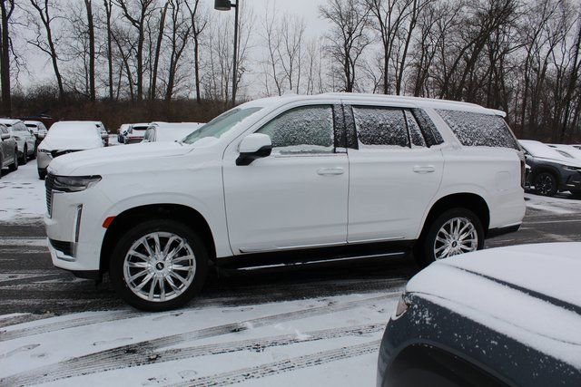 Used 2022 Cadillac Escalade Premium Luxury image 6