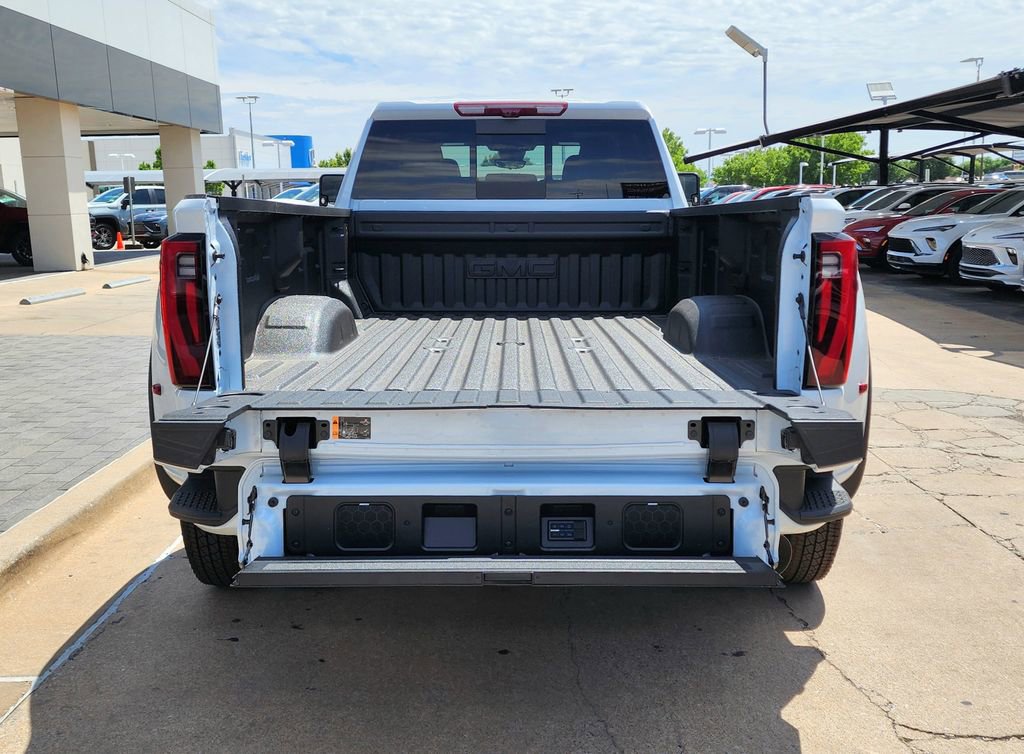 New 2026 GMC Sierra 3500 Denali Ultimate AWD/4WD image 54