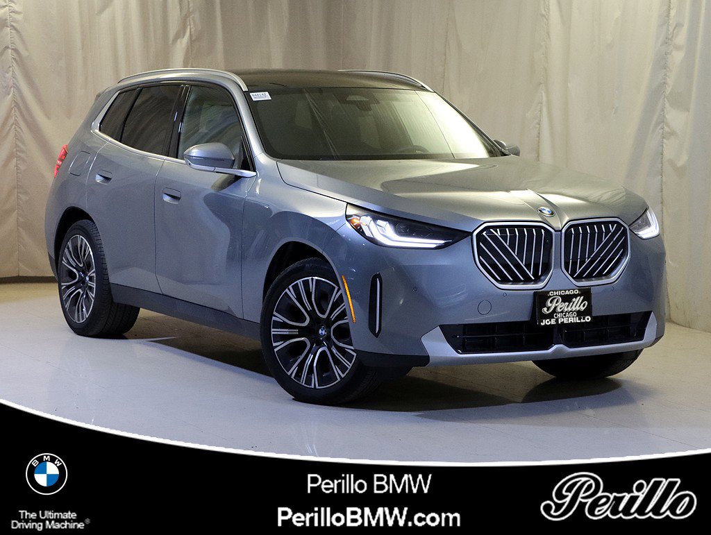 Used 2025 BMW X3 xDrive30i w/ Premium Package image 1