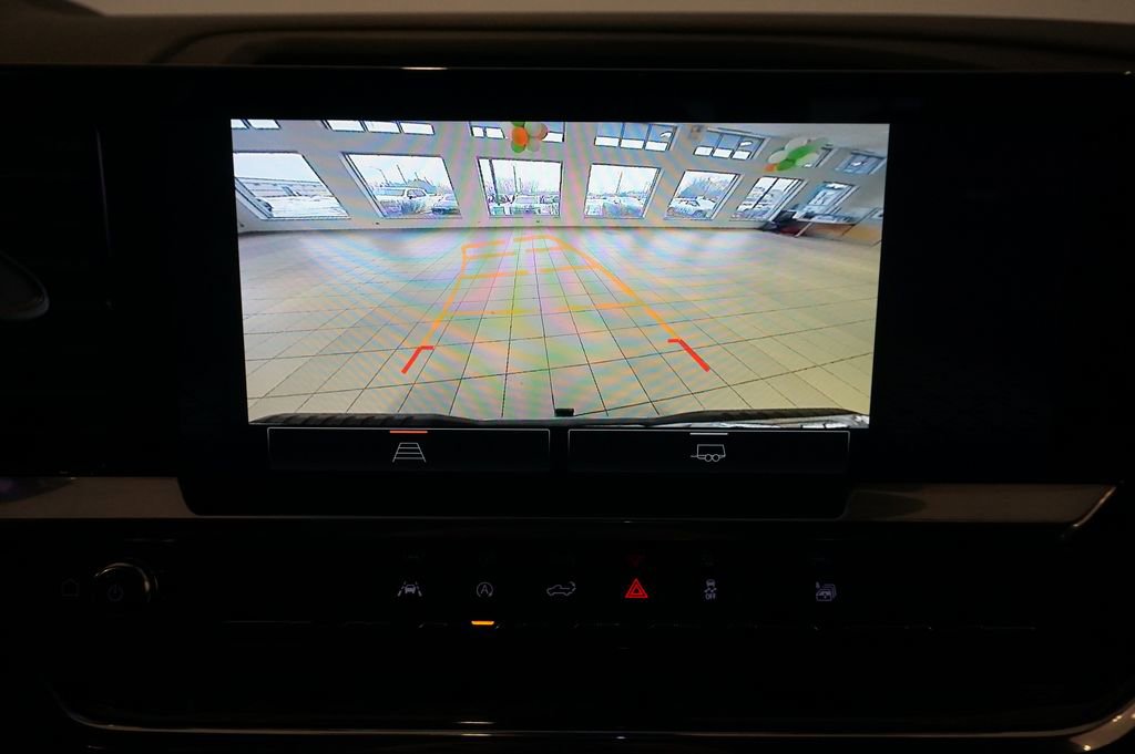 Certified 2024 GMC Sierra 1500 Elevation image 16