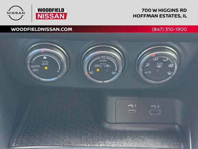 Certified 2024 Nissan Z Performance w/ Floor Mat Package RWD image 36