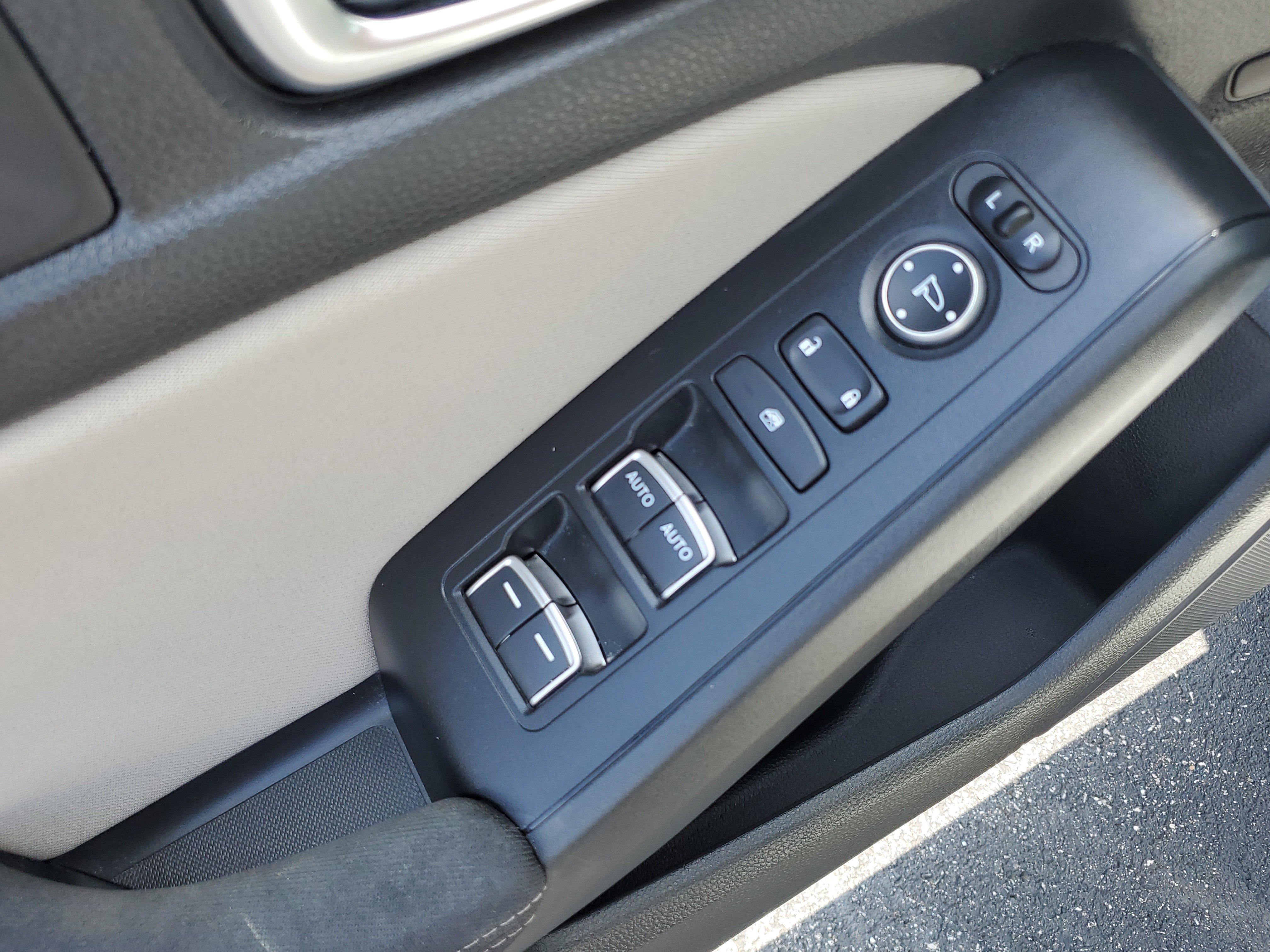 Used 2023 Honda Civic LX image 18