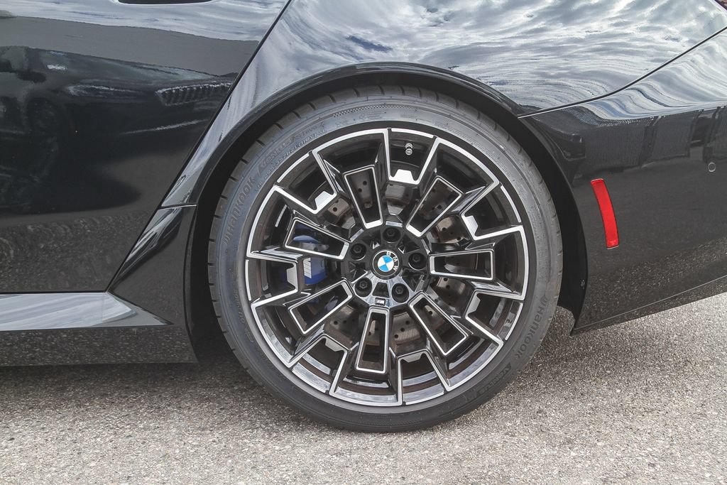 New 2026 BMW M5 Touring AWD/4WD image 8