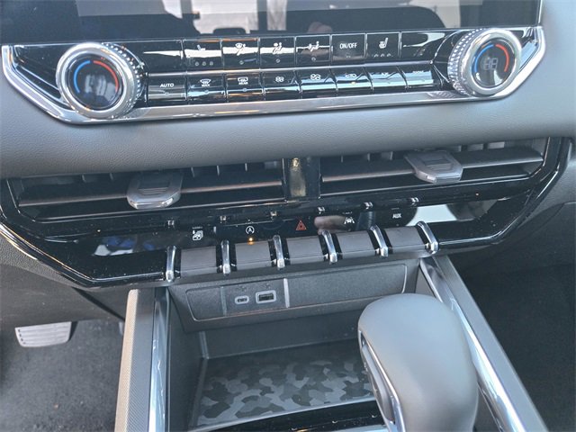 New 2026 GMC Canyon Elevation w/ Convenience Package image 18