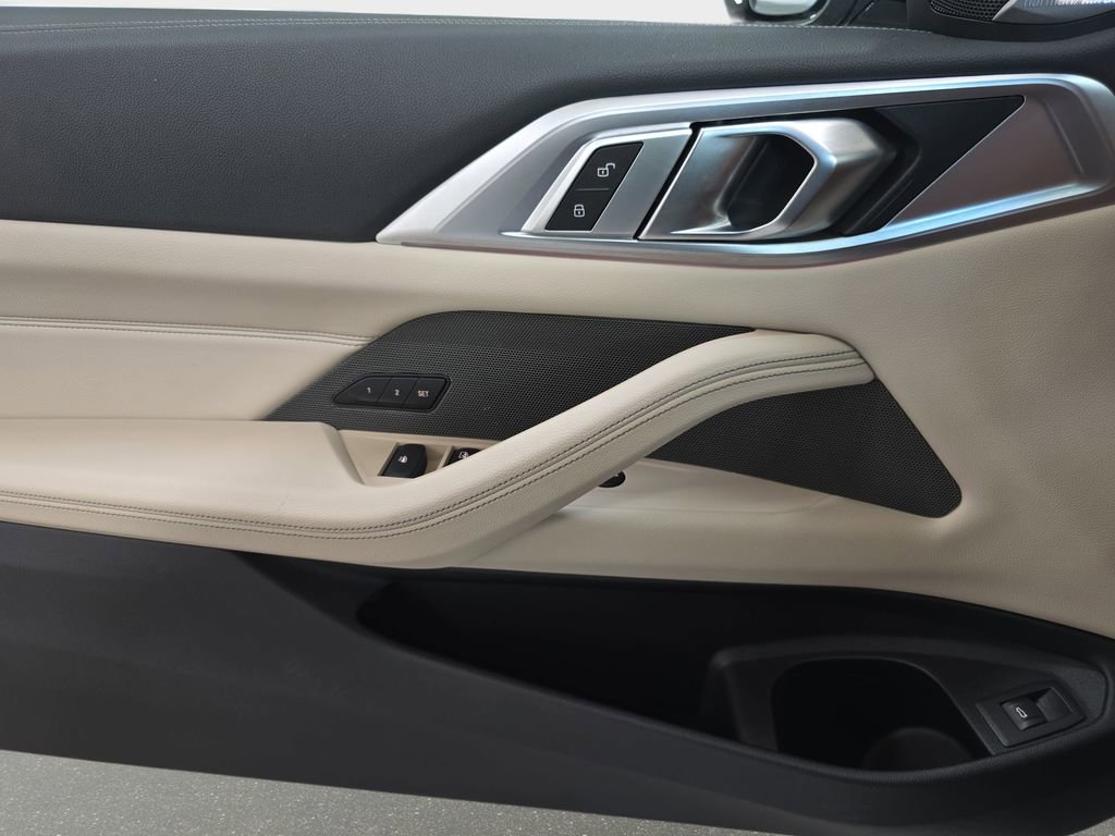 Used 2023 BMW M440i Convertible w/ Premium Package image 22