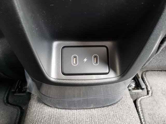 New 2025 Hyundai Elantra SEL image 13