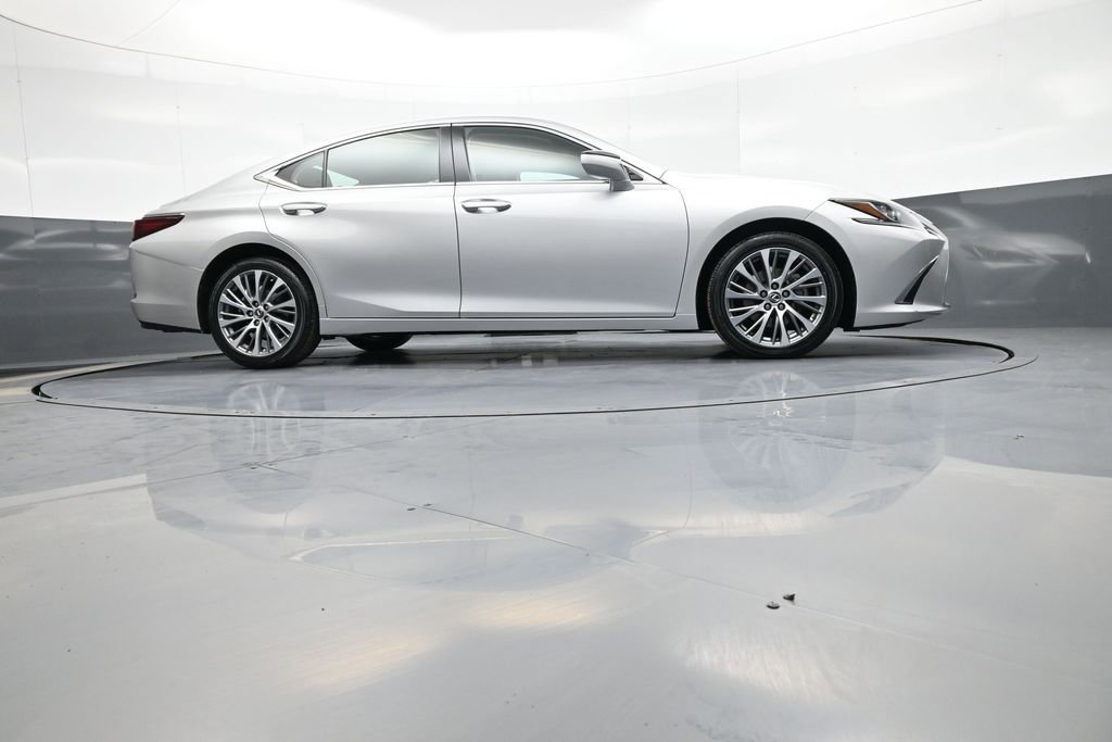 Used 2019 Lexus ES 350 w/ Premium Package FWD image 30