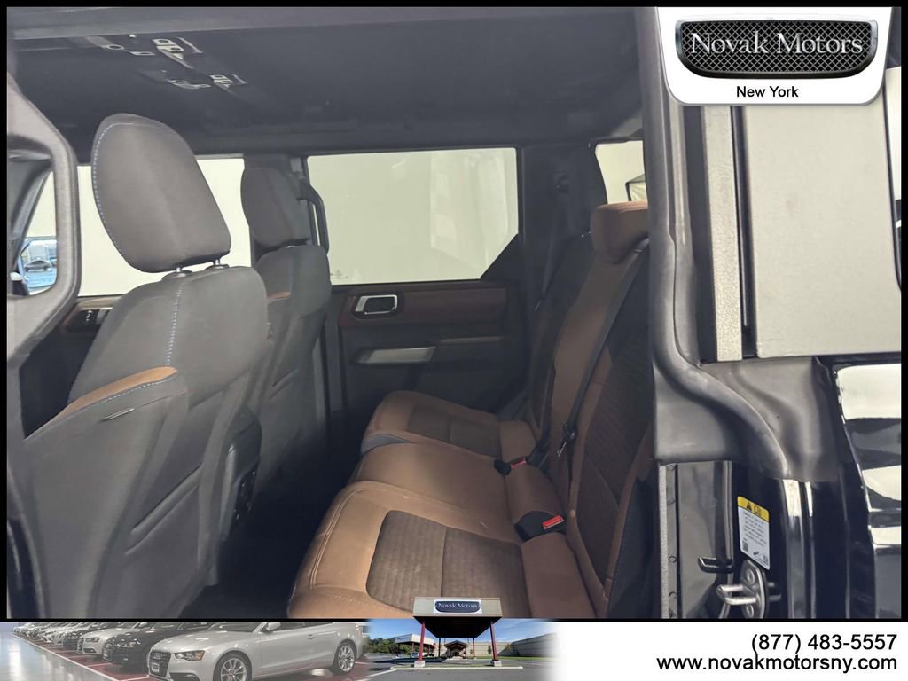 Used 2023 Ford Bronco Outer Banks AWD/4WD image 10