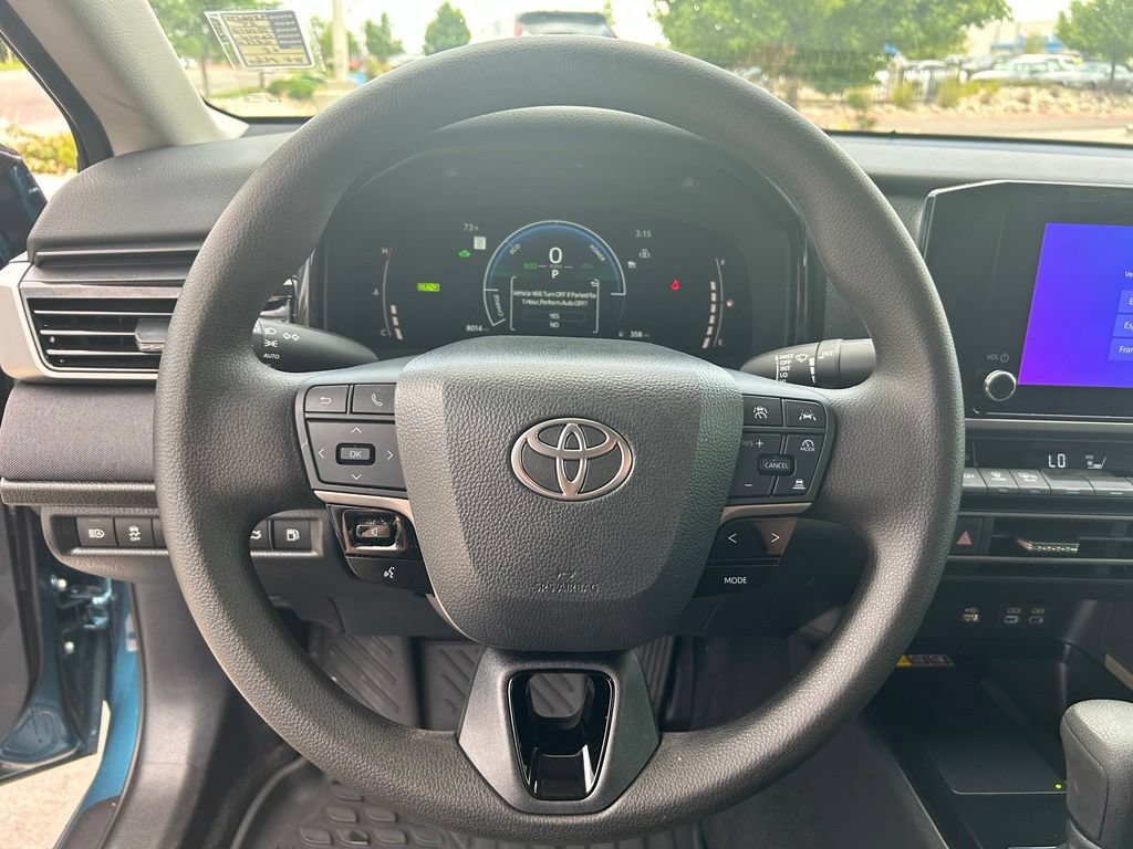 Used 2025 Toyota Camry LE w/ Convenience Package FWD image 16