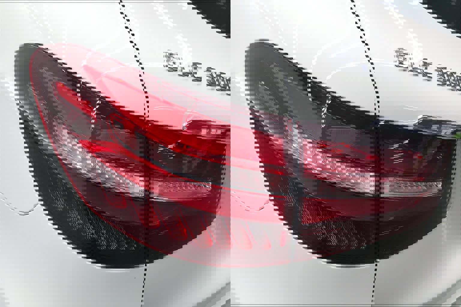 Used 2019 Mercedes-Benz GLC 300 image 24