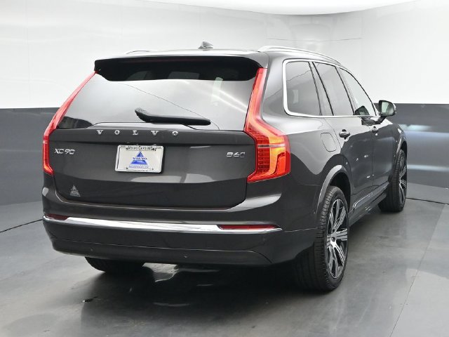 Used 2024 Volvo XC90 B6 Plus w/ Protection Package Premier AWD/4WD image 8