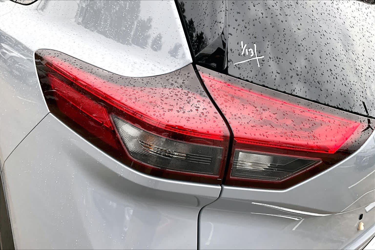 Used 2025 Nissan Rogue SL w/ Tech Package FWD image 28