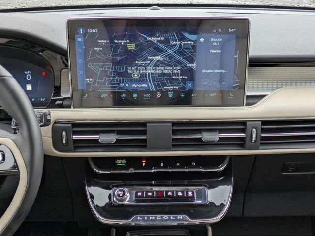 New 2026 Lincoln Corsair Premiere image 14